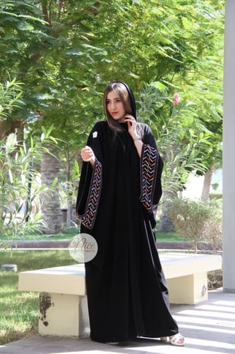 عبايه قماش اندنوسي بشت ايماراتي