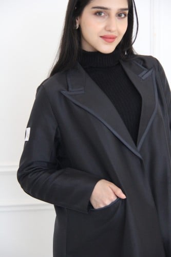 عباية بقماش تفته سلة كوري مع جيوب بالامام