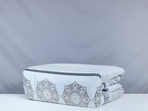 مفرش دزني نفر نص وجهين 4قطع