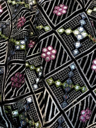 مخمل مطرز عرض44