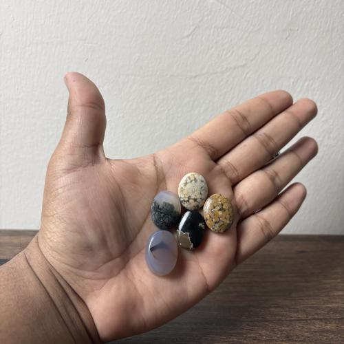 Yemeni agate beads