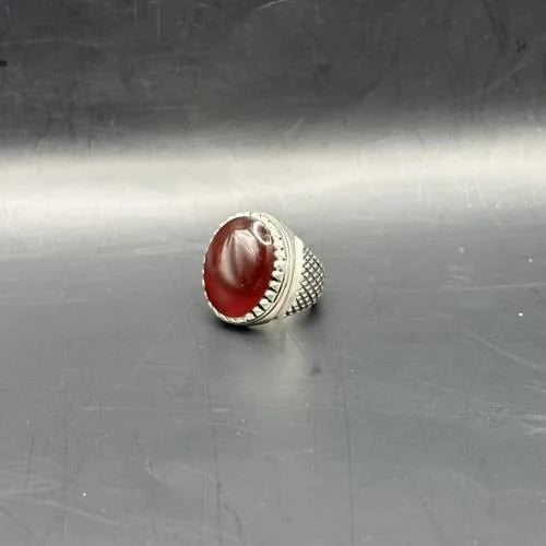 A Yemeni carnelian ring