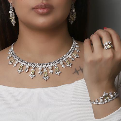 طقم سلسال وحلق وخاتم واسوارة Z01400A1401