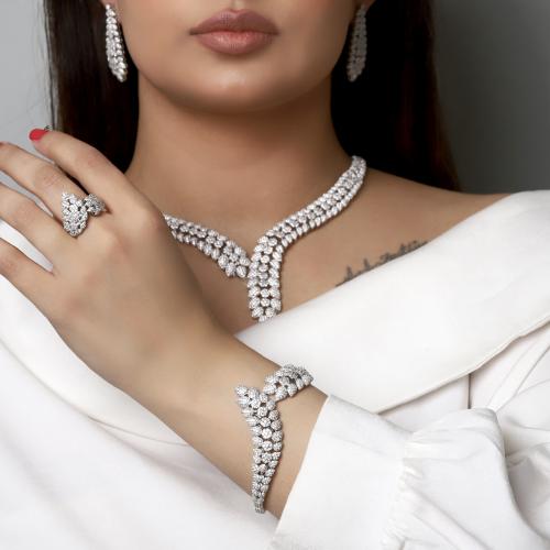 طقم سلسال وحلق وخاتم واسوارة Z02300A2301