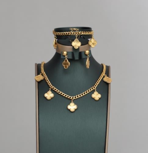 طقم ذهبي فاخر بجودة عالية جولد مودل VIP-4439