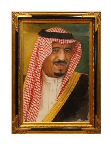 لوحة خادم الحرمين الشريفين رسم ويتي مقاس 50 * 60 س...