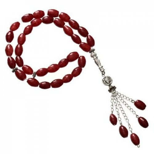 سبحة حجر طبيعى عنابى اللون