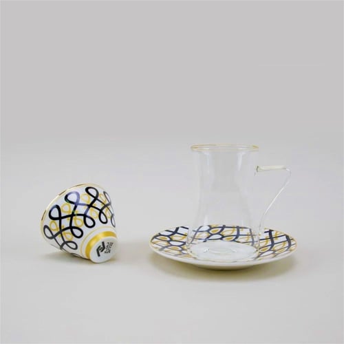 طقم بيالة مع فناجين منقوش 18 قطعة بالعلبة