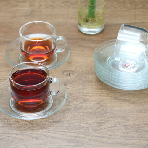 طقم 6 أكواب زجاج شفاف مع صحون