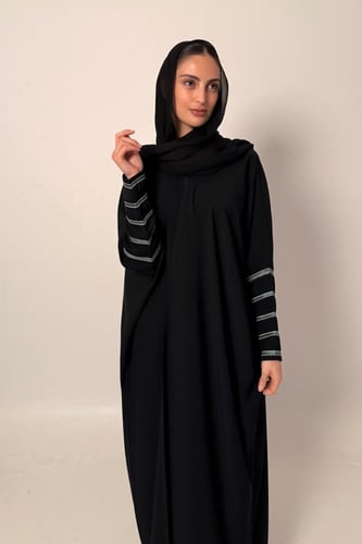 Half Bisht – Black with Long Tiffany and Selver Za...