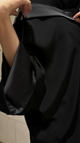 Half Bisht with Wide Sleeve Lined in Black
