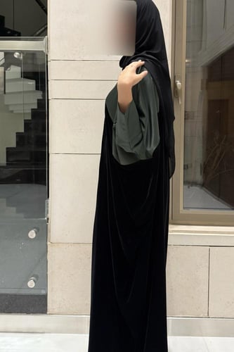 Bisht Black Velvet with Olive Silk