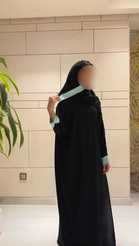 Half Bisht with Tiffany Rounded Cuffs