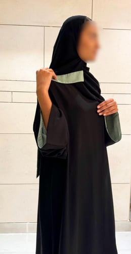 Wide Sleeve Lined in Printed Mint green
