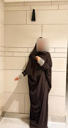 Half Bisht – Brown Abaya with Brown and Off-White...