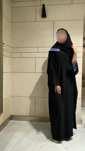 Half Bisht with Wide Sleeve Lined in violet