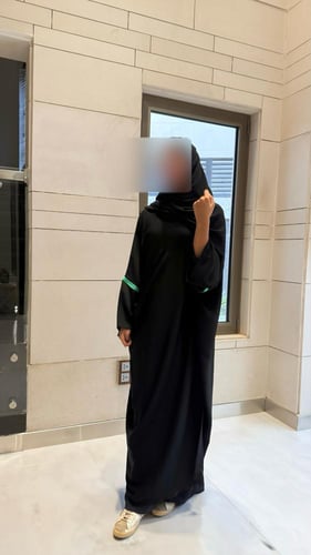 Half Black Bisht with Green and Wide Sleeves