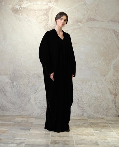 Half Bisht Abaya in Black Velvet