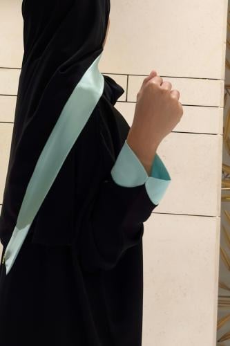 Half Bisht with Tiffany Rounded Cuffs
