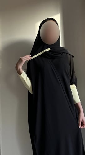 Black abaya with‏ lemon stretch sleeves