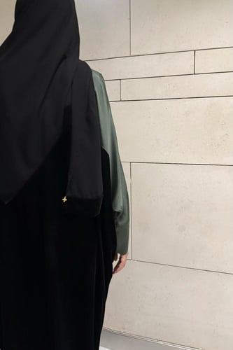 Bisht Black Velvet with Olive Silk