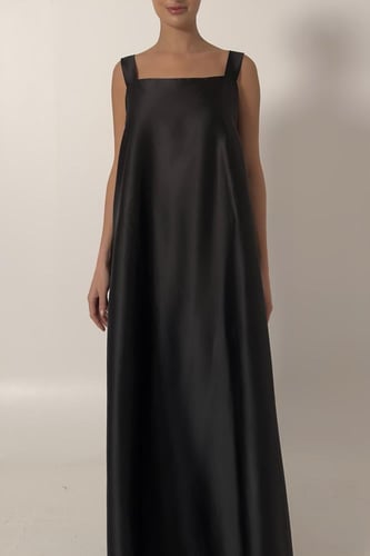 Black Under Abaya Dress with Sleeveless Design