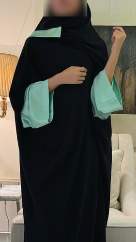Half Bisht with Wide Sleeve in Tiffany