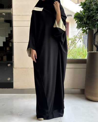 Half Bisht with Wide Sleeve Lined in Butter Yellow