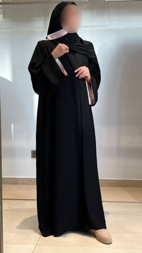 Wide Sleeve Lined in Baby Pink