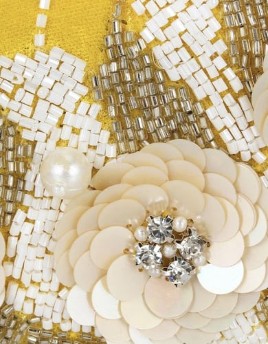 شنطه مخمل اصفر مشغوله بالكرستال