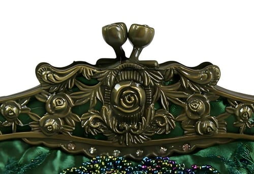 حقيبة يد نسائية فاخرة مطرزة يدويًا | تصميم ملكي في...