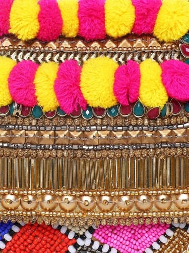 شنطه يد ملونه (صناعة يدوية)