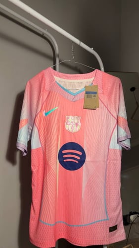 Pink Barcelona T-shirt 25/26 (Player's category)