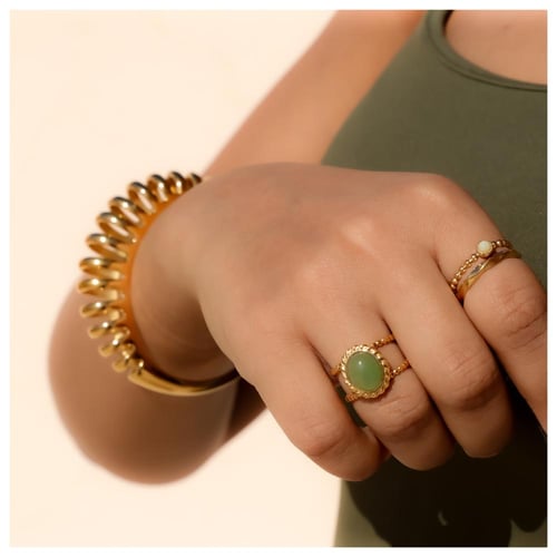 Retro oval ring