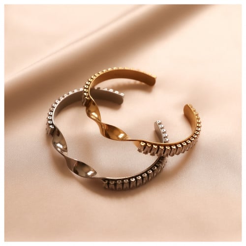 Twisted Zircon Bracelet