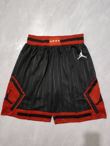 SHORT jordan red