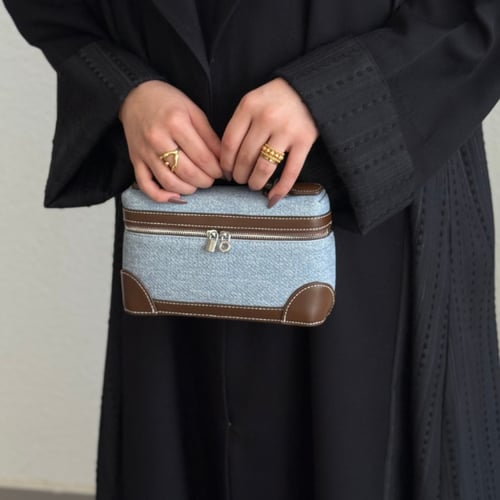 شنطة أزورو – لمسة الأزرق السماوي