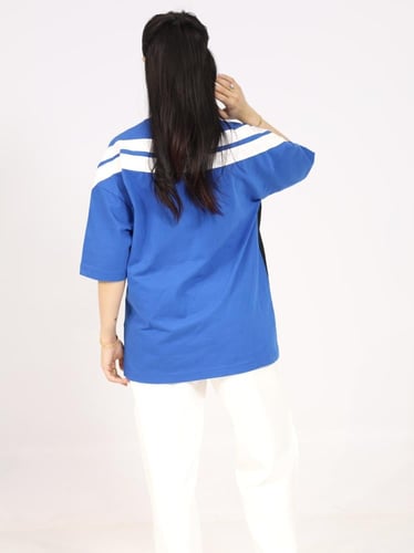 تيشرت أزرق بألوان متداخلة