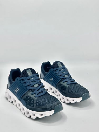 ON RUNNING Cloudswift 3