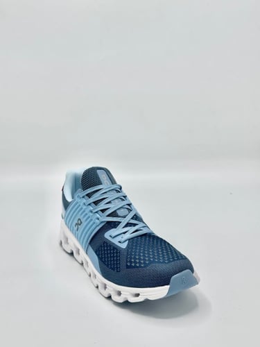 ON RUNNING Cloudswift 3