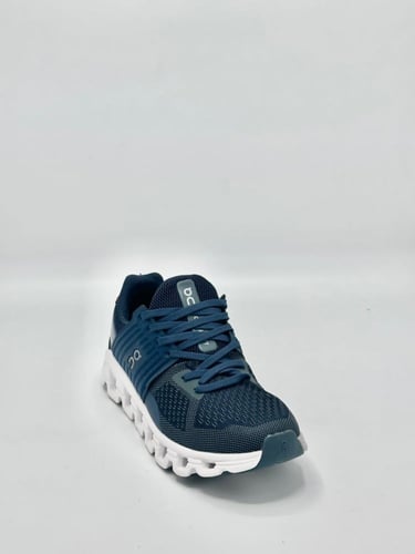 ON RUNNING Cloudswift 3