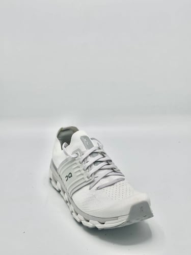 ON RUNNING Cloudswift 3