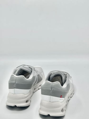 ON RUNNING Cloudrunner