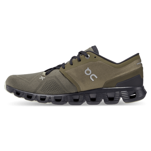 ON RUNNING Cloud X 3