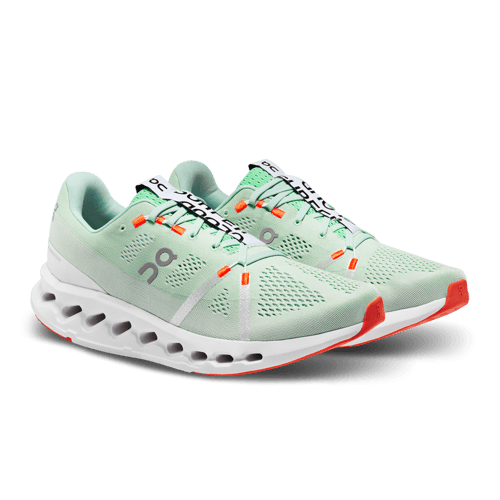 ON RUNNING Cloudsurfer