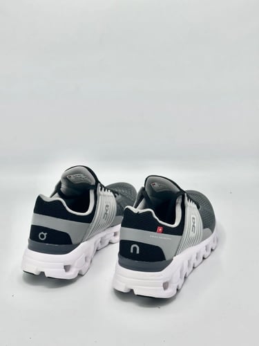 ON RUNNING Cloudswift 3