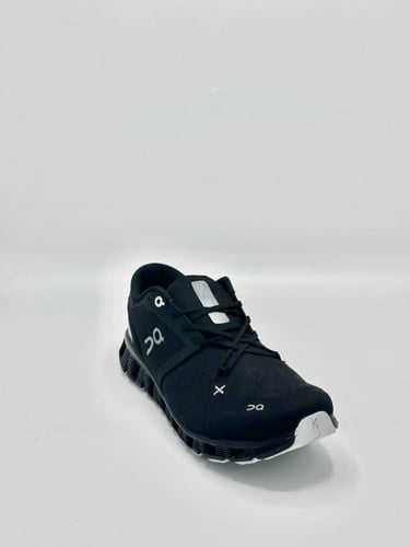 ON RUNNING Cloud X 3