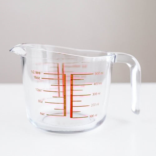 كوب قياس معياري لقياس المقادير