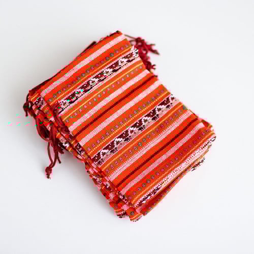 10 حبات توزيعات شعبية