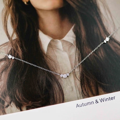 سلسال لون فضي